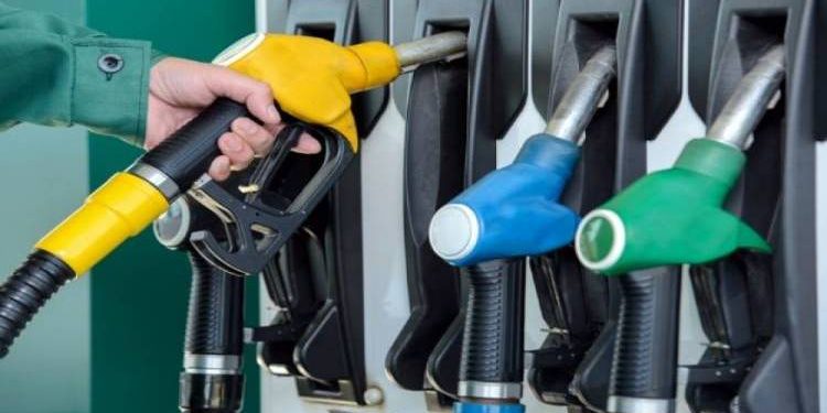 પેટ્રોલ-ડીઝલમાં સરકારને થયેલી આવક જાણી તમે પણ ખુશ થઇ જશો