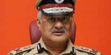 પાંચવર્ષ એક જ પોલીસમથકમાં ફરજ બજાવનાર પોલીસકર્મીઓની બદલી કરો:શિવાનંદ ઝા