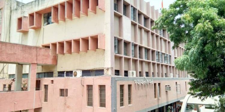 ગામડામા સિંચાઇના મંજુર કામો રદ થશે