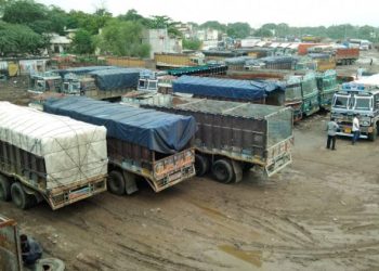 ટ્રક હડતાલ ને પગલે આવશ્યક ચીજવસ્તુઓના ભાવોમાં વધારો