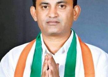 જામનગર:જે ગોડાઉનમાં મગફળી સળગી હતી તેની સામે પરેશ ધાનાણી કરશે ધરણા