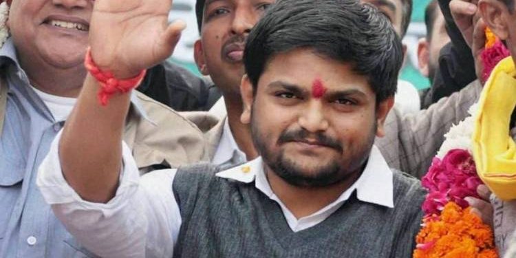 શું હાર્દિક પટેલના આંદોલનથી સરકાર છે ભયભીત?