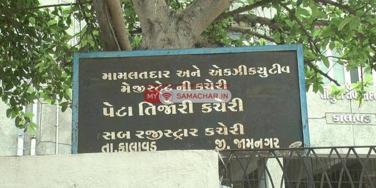 યુવા ભાજપના મહામંત્રી ભ્રષ્ટાચારના મુદ્દે ઉપવાસ પર બેસી ગયા
