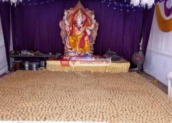 ગણપતિબાપાને ૧૧૧૧૧ લાડુનો ધરાયો ભોગ..