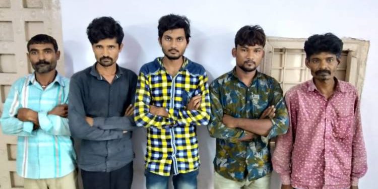 પ્લાસ્ટિકદાણા ભરેલ ટ્રકની ચોરી કરી અને મોરબી સસ્તાભાવે વેચી નાખ્યા,LCB એ ઉકેલ્યો ભેદ