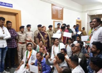 જામનગર શહેરમા ૮માસથી LED લાઈટો બંધ,અને અધધ રોગચાળા વચ્ચે માત્ર ૧ ફોગીંગ મશીન..!!