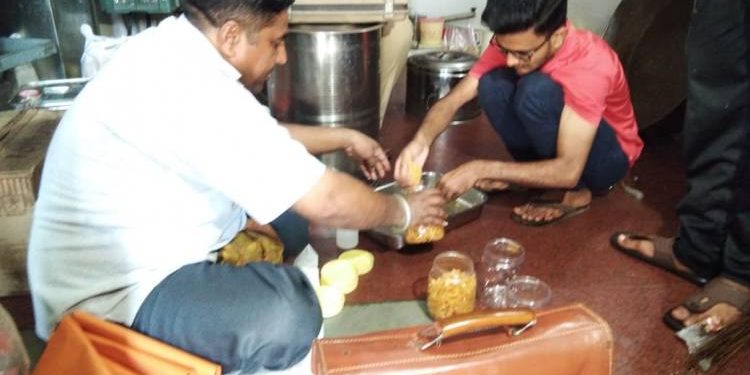 દિવાળીનો તહેવાર ટાણે જ ફૂડ વિભાગને લોકોના આરોગ્યની ચિંતા થઈ..