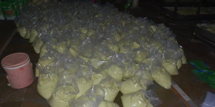 જામનગર ને લાગ્યો નકલીનો રંગ..દૂધ,ઘી,તમાકુ અને હવે માવો અને મીઠાઈ પણ ડુપ્લીકેટ..?