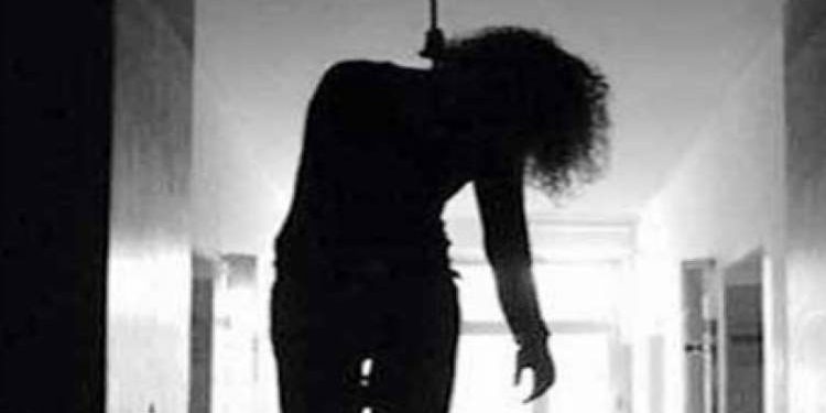 પિતાએ દીકરીને કહ્યું કે હજુ તારી લગ્ન કરવાની ઉમર નથી, અને પુત્રીએ..