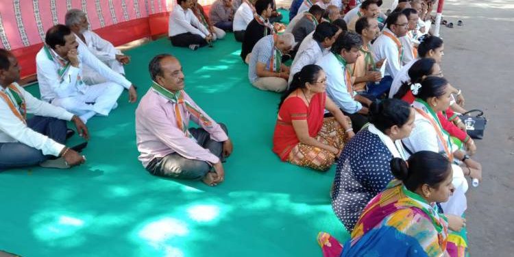 નોટબંધીની નિષ્ફળતાનો કોંગ્રેસનો કાર્યક્રમ જ નિષ્ફળ!