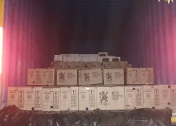 વધુ એક વખત સૌરાષ્ટ્રમાં દારૂ સપ્લાય કરવાનો નવો કીમિયો નિષ્ફળ,૧૮ લાખનો દારૂ ઝડપાયો