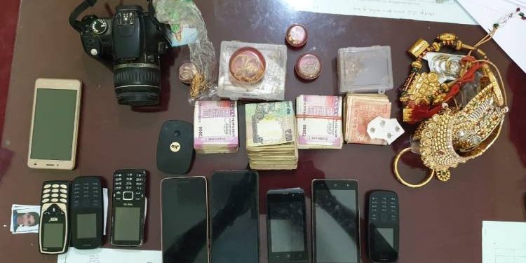 લાલપુરમાં જજના ઘર ઉપરાંત ત્રણ ચોરીને અંજામ આપનાર ગેંગ ઝડપાઈ