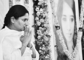 આ તસ્વીર માં ની મમતા માટે ઘણું બધું કહી જાય છે..