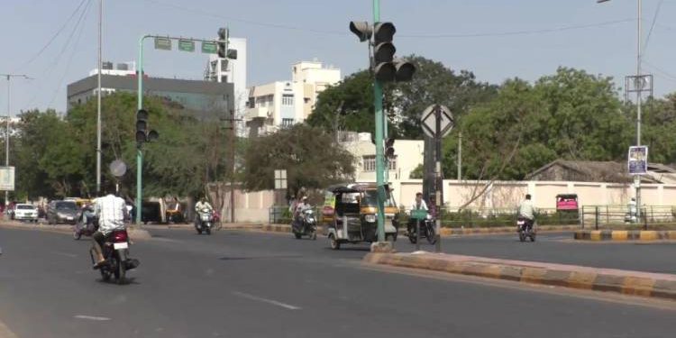 શહેરના ટ્રાફિક સિગ્નલો પાછળ વધુ એક વખત થશે ૬૦ લાખનો ધુમાડો…