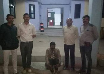 જંતુનાશક દવાની આડમાં દારૂ સપ્લાય કરવાનો કીમિયો બીજી વખત રહ્યો નિષ્ફળ..