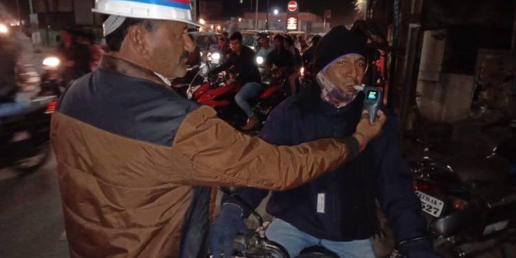  જાહેરમા નશો કરીને નીકળતા પહેલા ચેતજો…