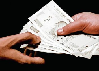 વ્યાજખોરોના ત્રાસથી 5 વર્ષમાં કેટલા લોકોએ રાજ્યમાં કર્યો આપઘાત.? વિધાનસભામાં આપવામાં આવ્યો જવાબ