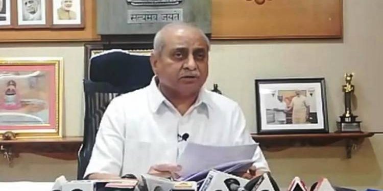 જામનગર સહીત રાજ્યની મેડીકલ કોલેજના મેડીકલ ઇન્ટર્નસની હડતાલને લઈને નીતિન પટેલે કહ્યું કે..