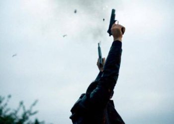 બુટલેગરો વચ્ચે જાહેરમાં ગેંગવોર, અંધાધૂંધ ફાયરિંગમાં નિર્દોષ વિદ્યાર્થીનું મોત