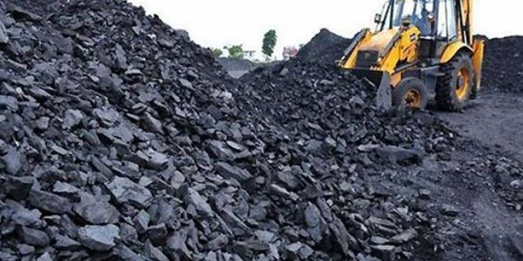 જામનગરના મિયાત્રા ગામે ખનીજ ખનનથી પ્રદૂષણ મામલે હાઇકોર્ટમાં જાહેરહિતની રીટ