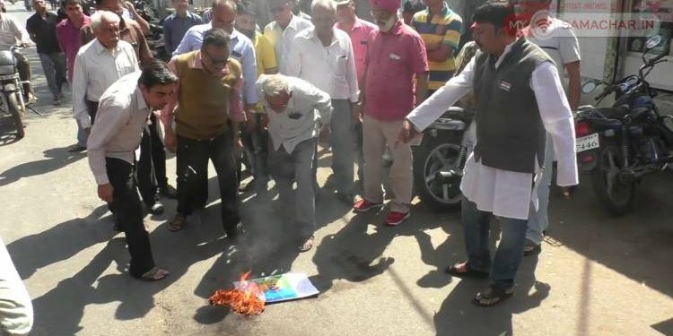 જામનગરમાં લાગ્યા પાકિસ્તાન મુર્દાબાદના નારા…જુઓ વિડીયો..