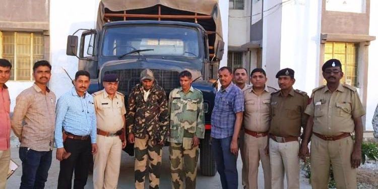 BSFના સ્વાંગમાં ગુજરાતમાં દારૂ ઘુસાડવાના નેટવર્કનો પર્દાફાશ..