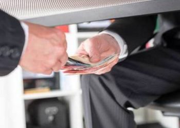 5 વર્ષમાં લાંચ લેવામાં ગુજરાતમાં ક્યો વિભાગ ક્યાં નંબરે જાણો..