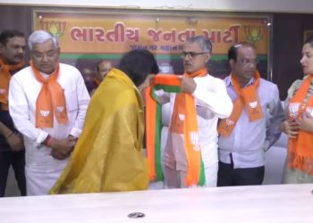 રીવાબા જાડેજાએ ભાજપમાં જોડાયા બાદ શું આપી પ્રતિક્રિયા.?જુઓ VIDEO