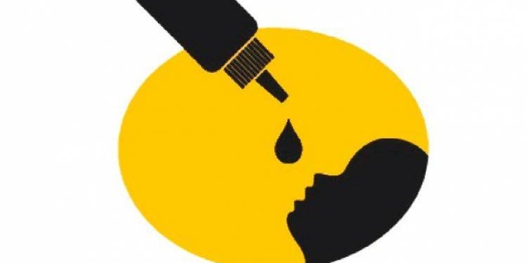 પોલિયોના ટીપા પીવડાવવા ગયેલી મહિલા આરોગ્યકર્મી સાથે એક શખ્સે કર્યું આવું