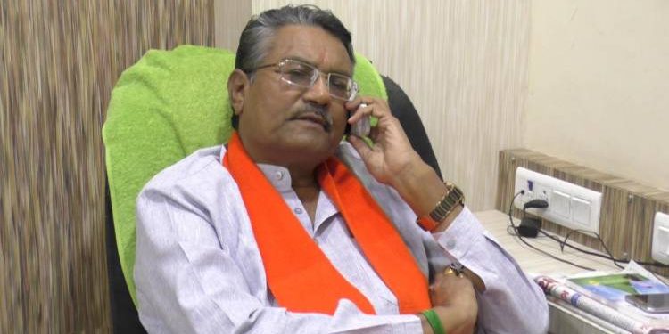 સત્તા માટે રાઘવજી પટેલે કેટલીવાર કર્યો પક્ષપલટો જાણો….