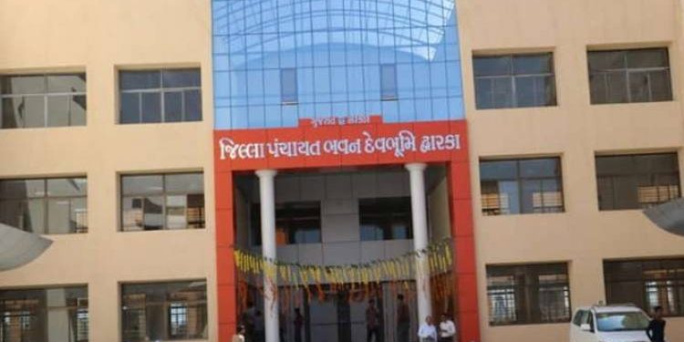 દ્વારકા જિલ્લાના અંતરિયાળ ગામડાઓનો ચુંટણીલક્ષી સંપર્ક કપરો, પક્ષોને પડકાર