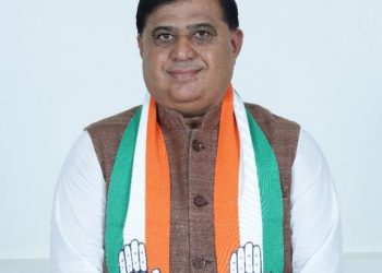 સમાજસેવા અને ધાર્મિક કાર્યોમાં તન, મન અને ધનથી યોગદાન આપવું એ મુળુભાઇ કંડોરીયાનું જમા પાસું છે