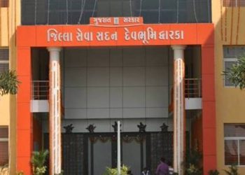 દ્વારકા જિલ્લા મથકની મુલાકાતમા આરોગ્ય કમિશનરની સુફીયાણી સલાહ પણ…