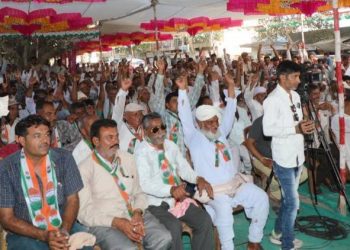 ખંભાળિયા જાહેરસભામાં મુળુભાઇના સમર્થનમાં ગામેગામથી લોકો ઉમટી પડ્યા