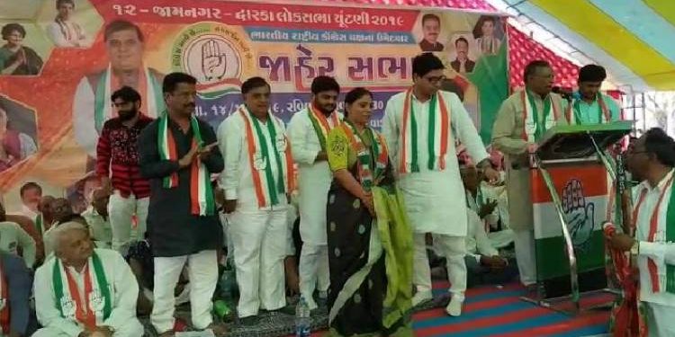 ભાભી ભાજપમાં, નણંદ કોંગ્રેસમાં