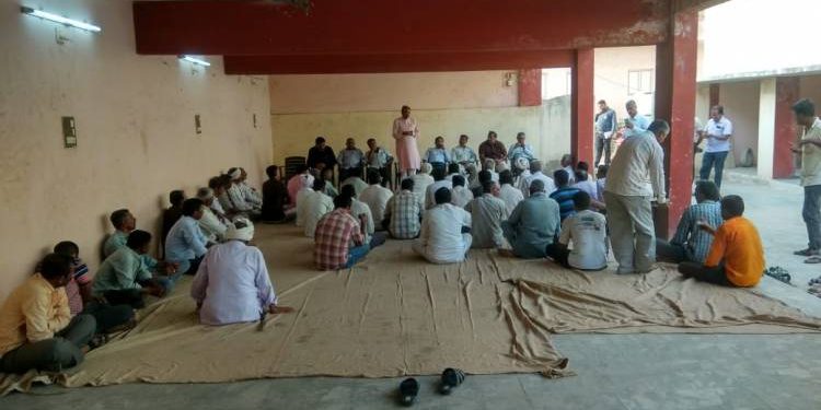 શું રાઘવજી પટેલથી લોકો રાખી રહ્યા છે અંતર.?