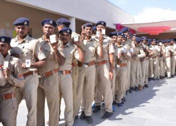 જામનગરમાં જવાનોએ આપ્યો મત..