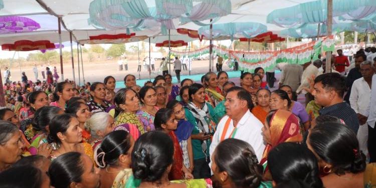 મુળુભાઇ કંડોરીયા આ મુદ્દાઓની સાથે જઇ રહ્યા છે પ્રજા વચ્ચે