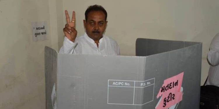 રાજ્યમંત્રી હકુભા જાડેજા કર્યું મતદાન…