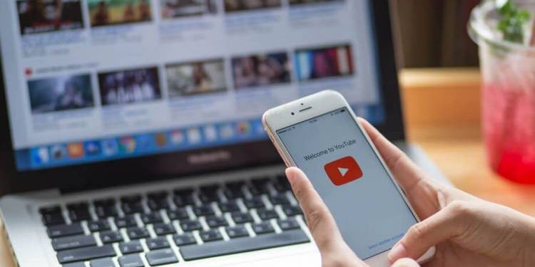 સોશ્યલ મીડિયામાં અયોગ્ય કોમેન્ટ કરવી એક યુવકને પડી ભારે