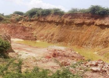 કલ્યાણપુર બોકસાઇટ ચોરીમાં પોલીસનો છે મુખ્ય રોલ.?