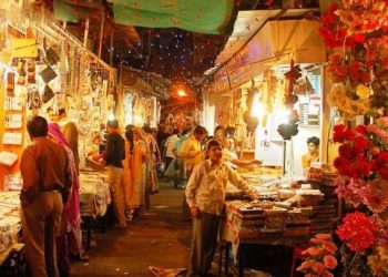 જામનગર સહિતના મોટા શહેરોમાં હવે ૨૪ કલાક ઓપન બજાર ધમધમશે..