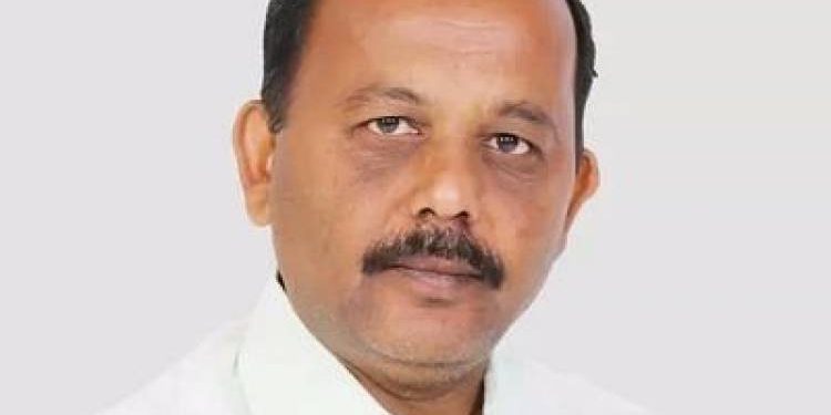 કોંગ્રેસ પ્રવક્તાનો સવાલ ૨૦૧૮માં સંગ્રહ કરેલુ પાણી હવામાં ઉડી ગયું કે…ભ્રષ્ટાચારની કેનાલોમાં..?