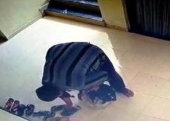 નવાઈ લાગશે..આ ચોર કરે છે માત્ર ચપ્પલની જ ચોરી…