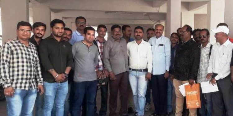 જામનગર:પત્રકારને ઘરમાં ધુસી અને બુટલેગરે આપી ધમકી…