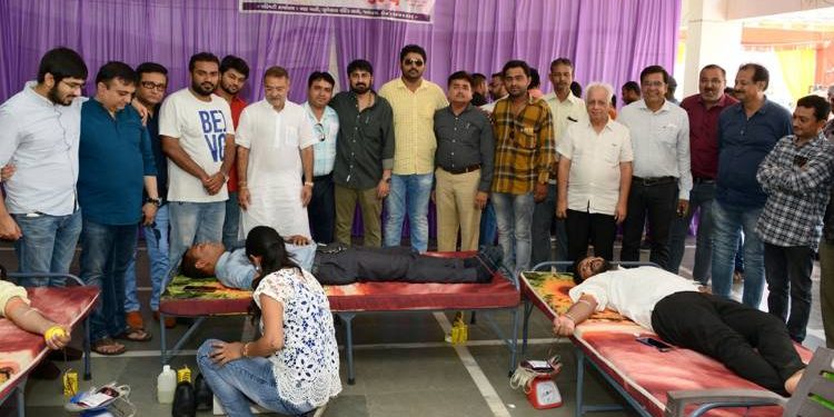 પૂર્વ મંત્રી બાબુભાઈ લાલની પુણ્યતિથિ નિમિત્તે યોજાયો રક્તદાન કેમ્પ