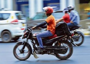 જ્યારે ડિલિવરી બોયને પ્રેમીએ કહ્યું મારી ફ્રેન્ડ સાથે વાત કરીશ તો તને પતાવી દઇશ..!