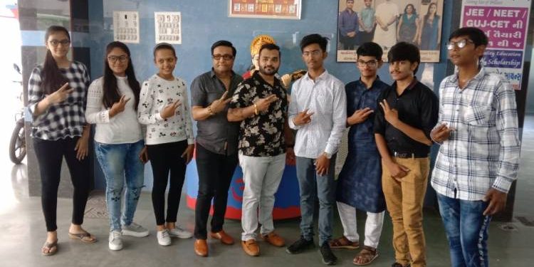 બોર્ડના ઉત્કૃષ્ટ પરિણામોની શ્રુંખલા જાળવી રાખતી બ્રિલિયન્ટ સ્કુલ…