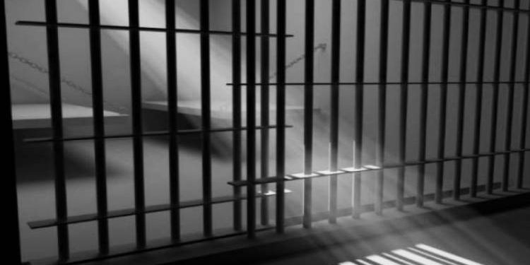 જેલની છતના સળિયા ખેસવી 3 આરોપીઓ થયા ફરાર 