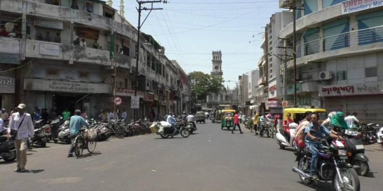 જામનગર:સોની બજાર સજ્જડ બંધ,વેપારીઓમાં રોષ..